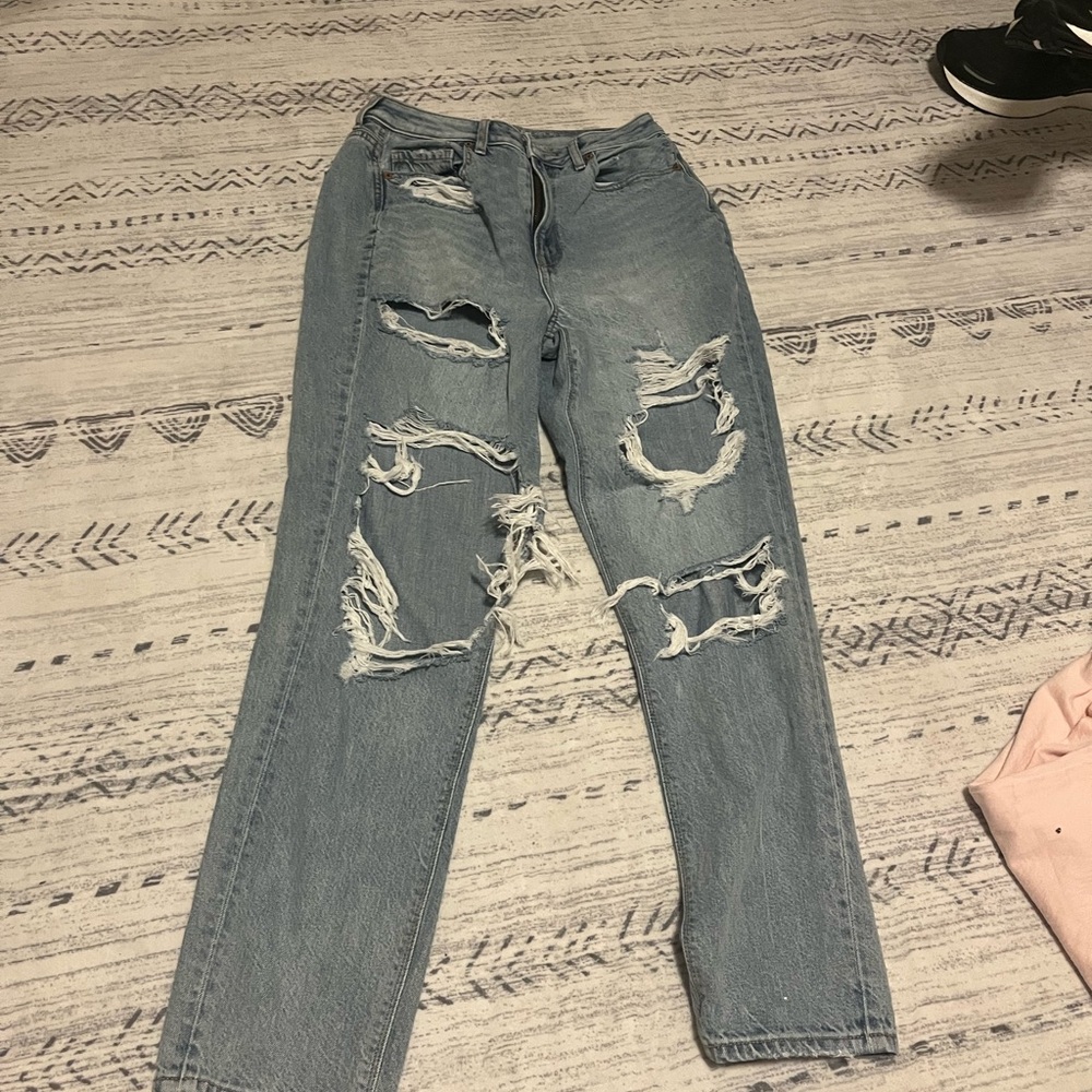 AMERICAN EAGLE SIZE 6 LONG JEANS